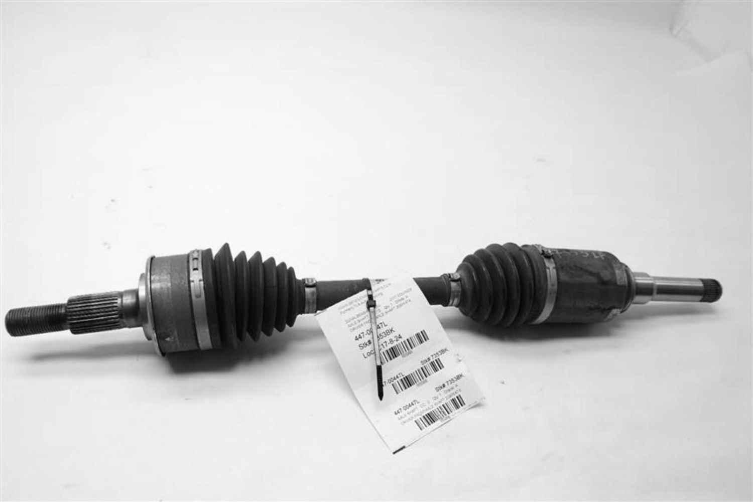 Used Front Left Outer Drive Axle Shaft fits: 2017 Chevrolet Equinox Front Axle 2