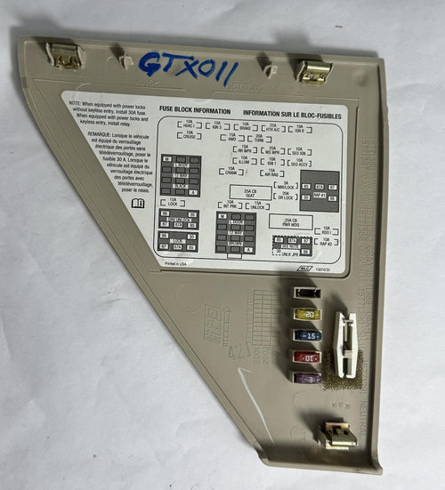 1999-2002 CHEVROLET TAHOE LEFT FUSE BOX ACCESS COVER END CAP LEFT SIDE OEM