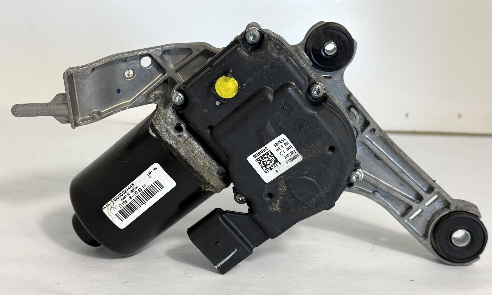 Used Right Windshield Wiper Motor fits: 2018 Ford Escape Right Grade A