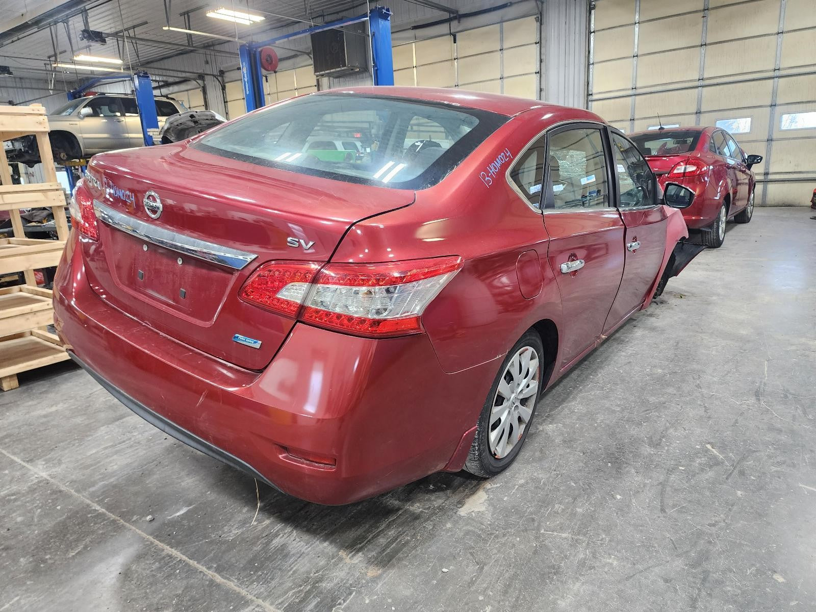 Used Air Cleaner Assembly fits: 2013 Nissan Sentra 1.8 Grade A