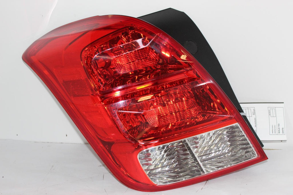 2013-2022 CHEVROLET TRAX TAIL LIGHT BRAKE LAMP LEFT DRIVER SIDE OEM