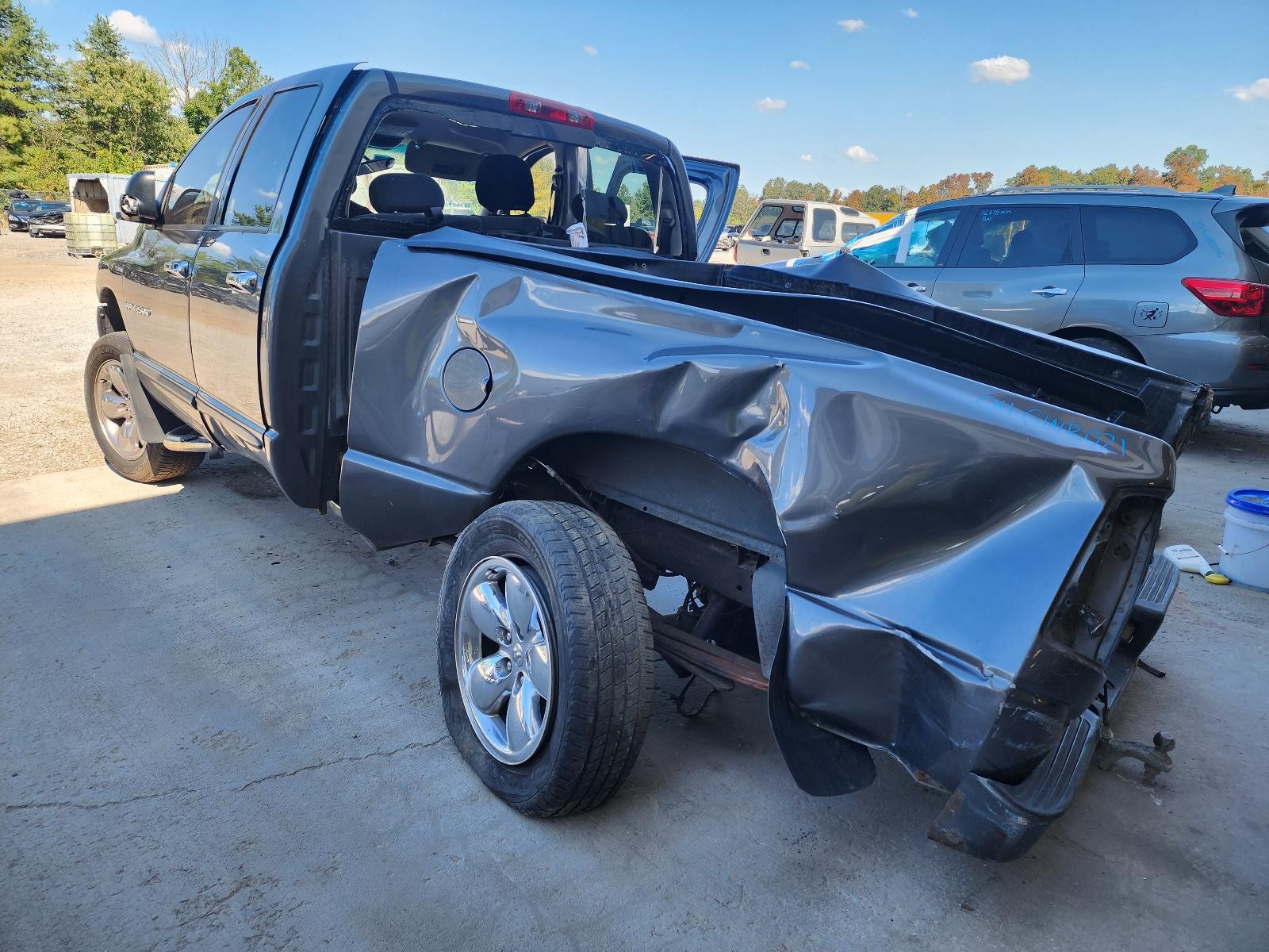 Used Wheel fits: 2004 Dodge 1500 PICKUP 20x9 aluminum chrome clad chrome plastic