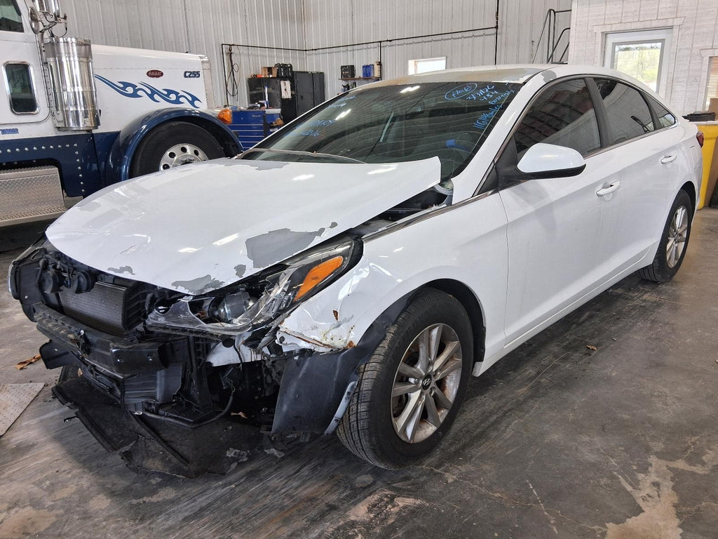 Used Right Tail Light Assembly fits: 2016 Hyundai Sonata VIN 2 5th digit quarter