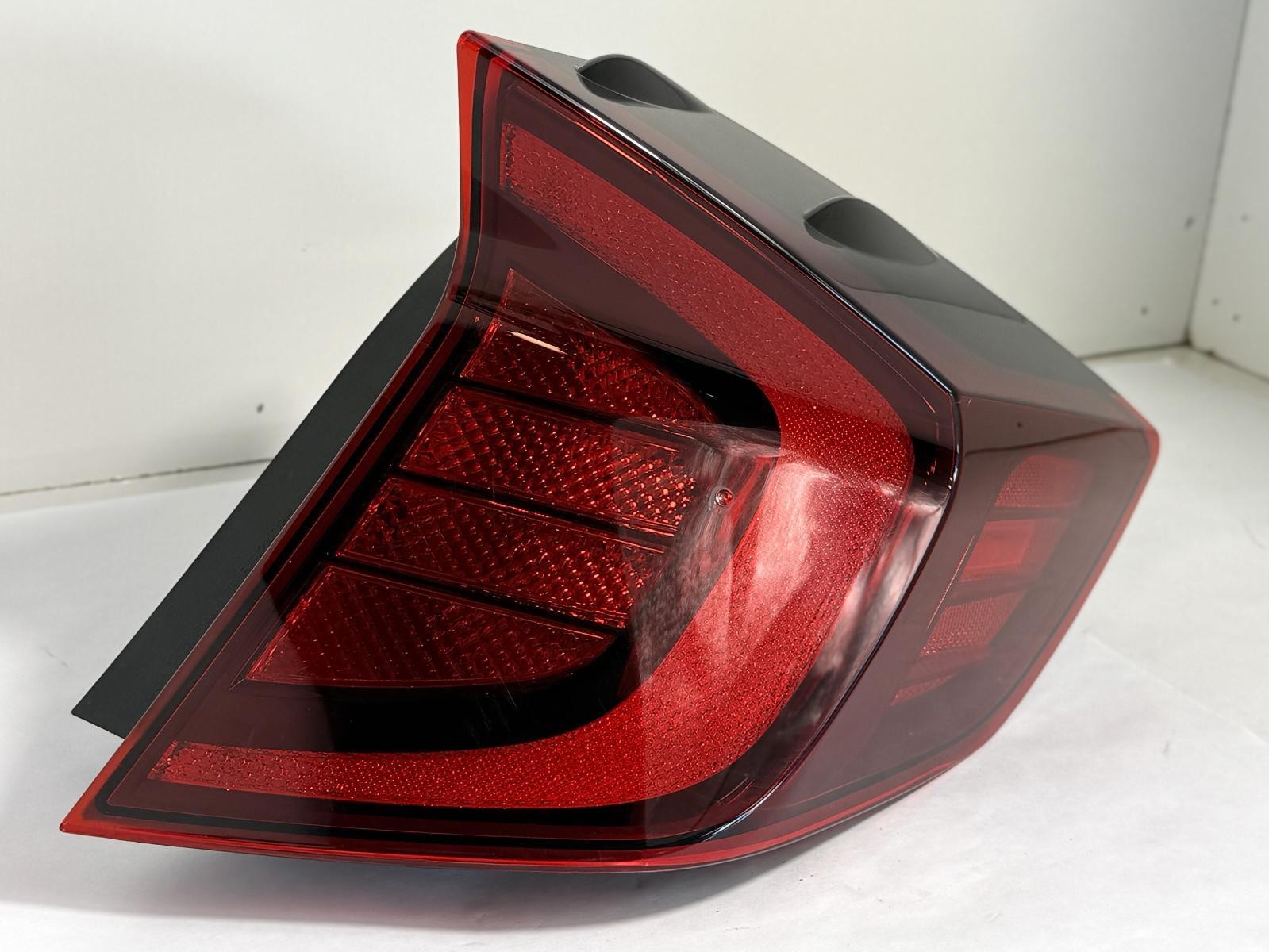2020-2022 HYUNDAI SONATA TAILLIGHT RIGHT PASSENGER SIDE OEM