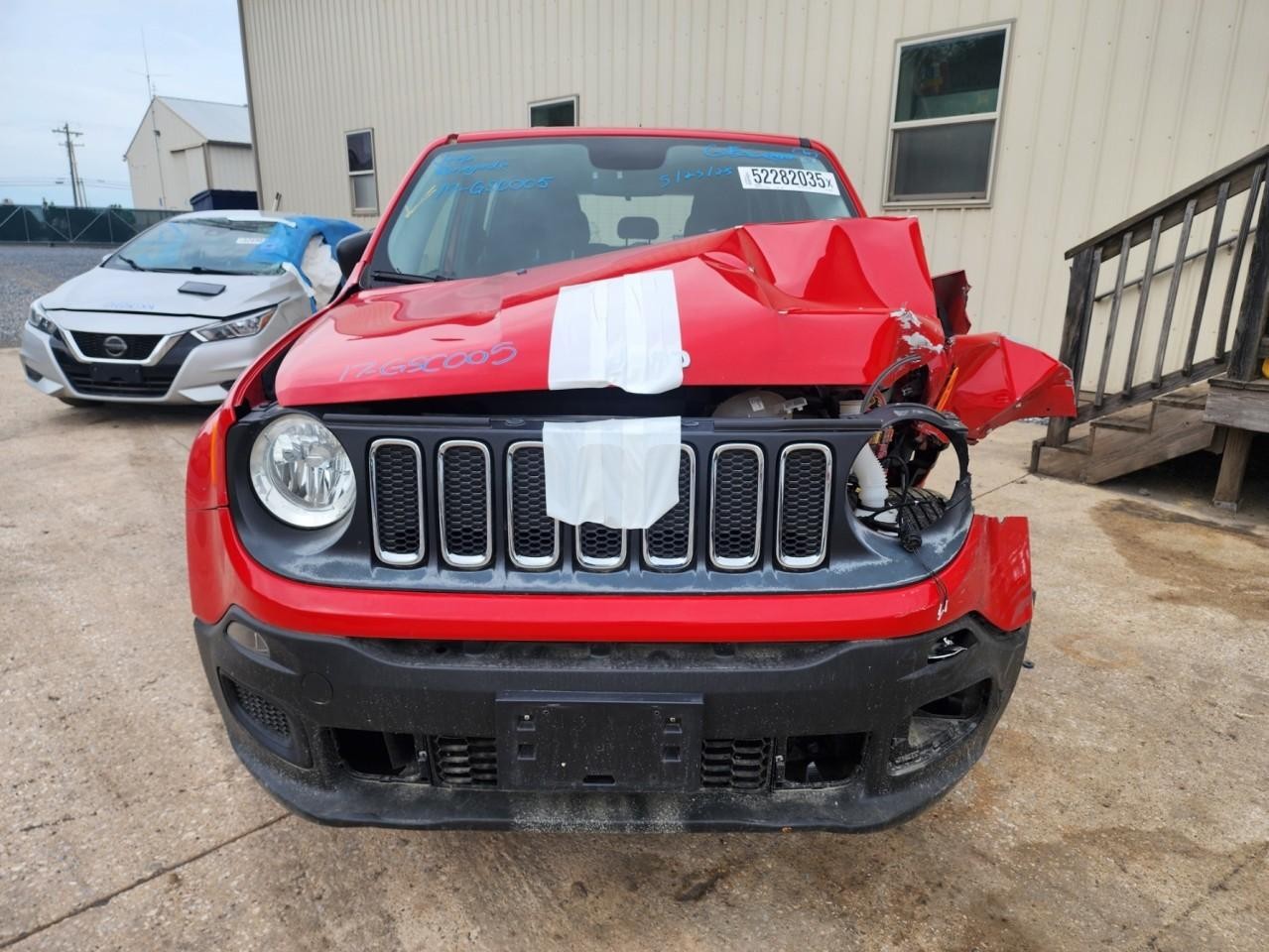 Used Left Inner Tail Light Assembly fits: 2017 Jeep Renegade inner flat black be