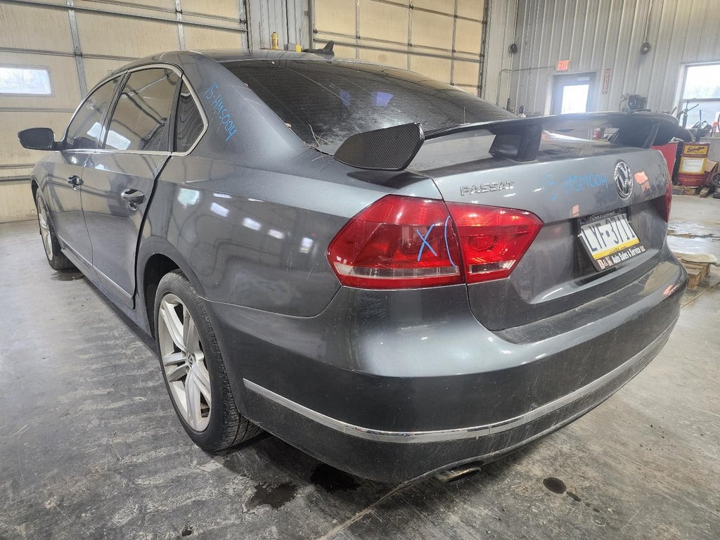 Used Alternator fits: 2015 Volkswagen Passat 1.8L Bosch manufacturer 140 amp Gra