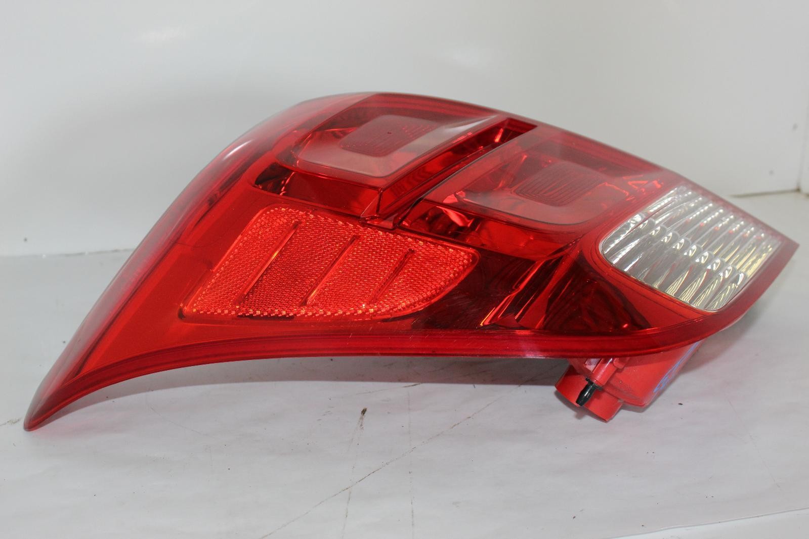 2013-2022 CHEVROLET TRAX TAIL LIGHT BRAKE LAMP LEFT DRIVER SIDE OEM