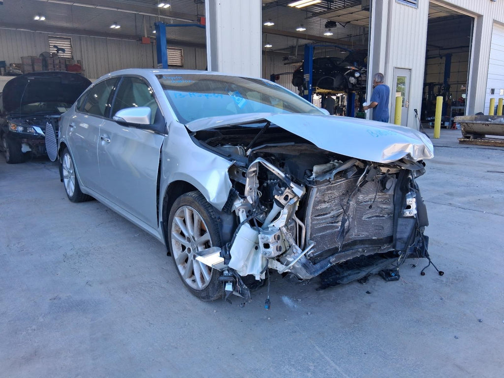 Used Windshield Wiper Motor fits: 2013 Toyota Avalon  Grade A