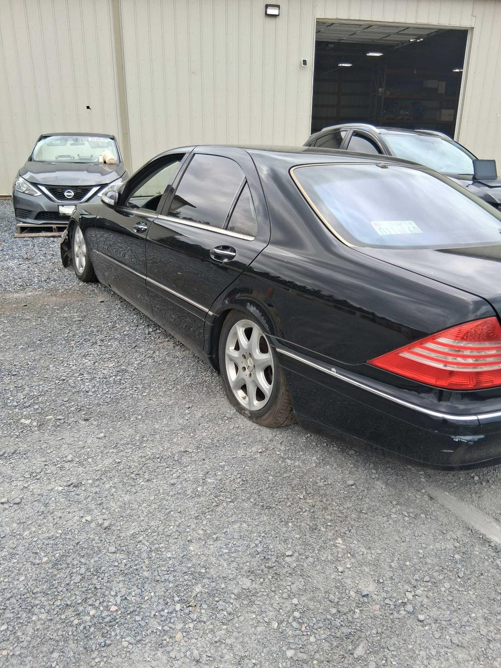 Used Rear Bumper Assembly Rear fits: 2004 Mercedes-benz Mercedes s-class 220 Typ