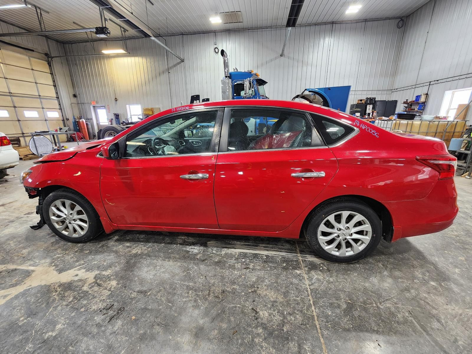 Used Front Left Drive Axle Shaft fits: 2019 Nissan Sentra Front Axle AT CVT Fron