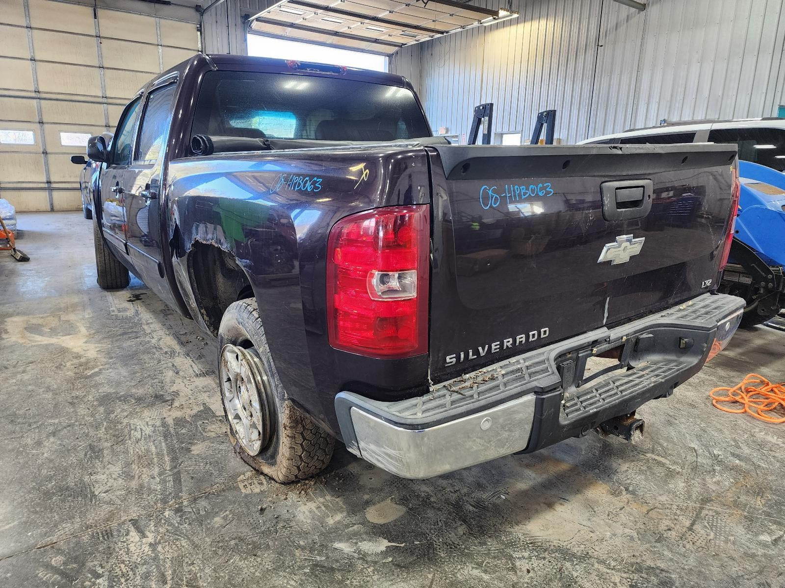 Used Left Tail Light Assembly fits: 2008 Chevrolet Silverado 1500 pickup Pickup