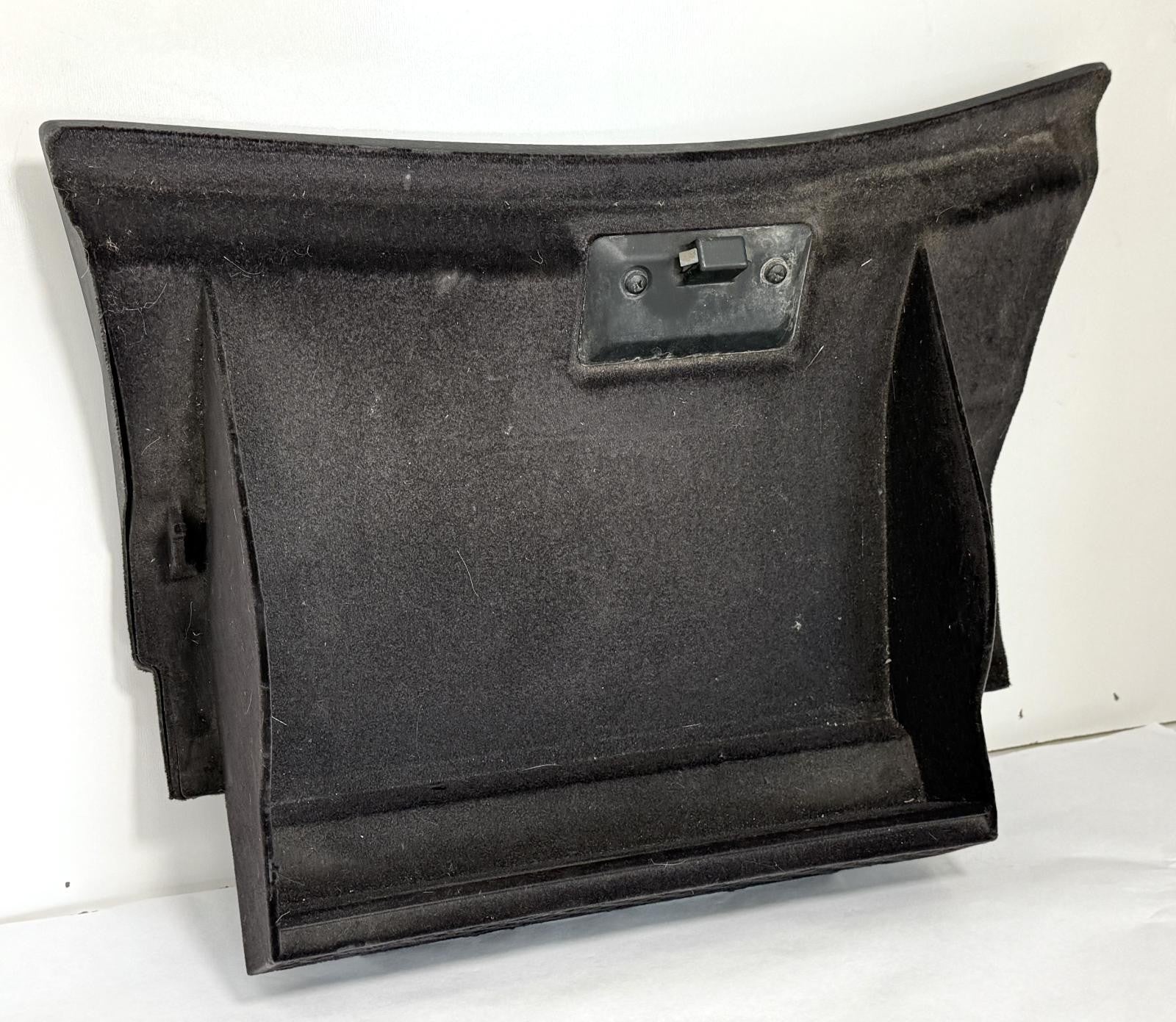 2001-2005 BMW 330i E46 GLOVE BOX STORAGE COMPARTMENT DOOR ASSEMBLY OEM
