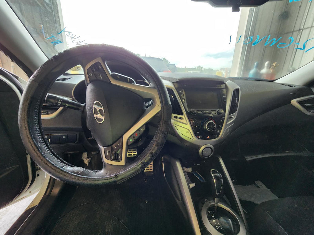 Used Left Door Mirror fits: 2012 Hyundai Veloster Power L. glass roof heated w/o