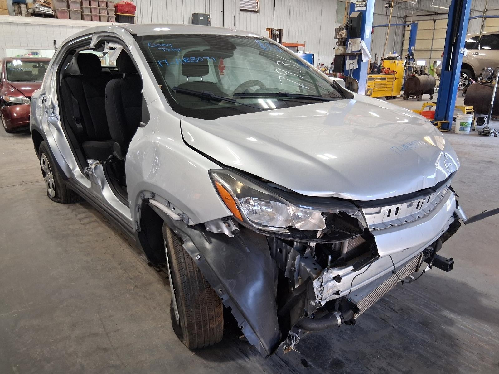 Used Air Cleaner Assembly fits: 2017 Chevrolet Trax 1.4 Grade A