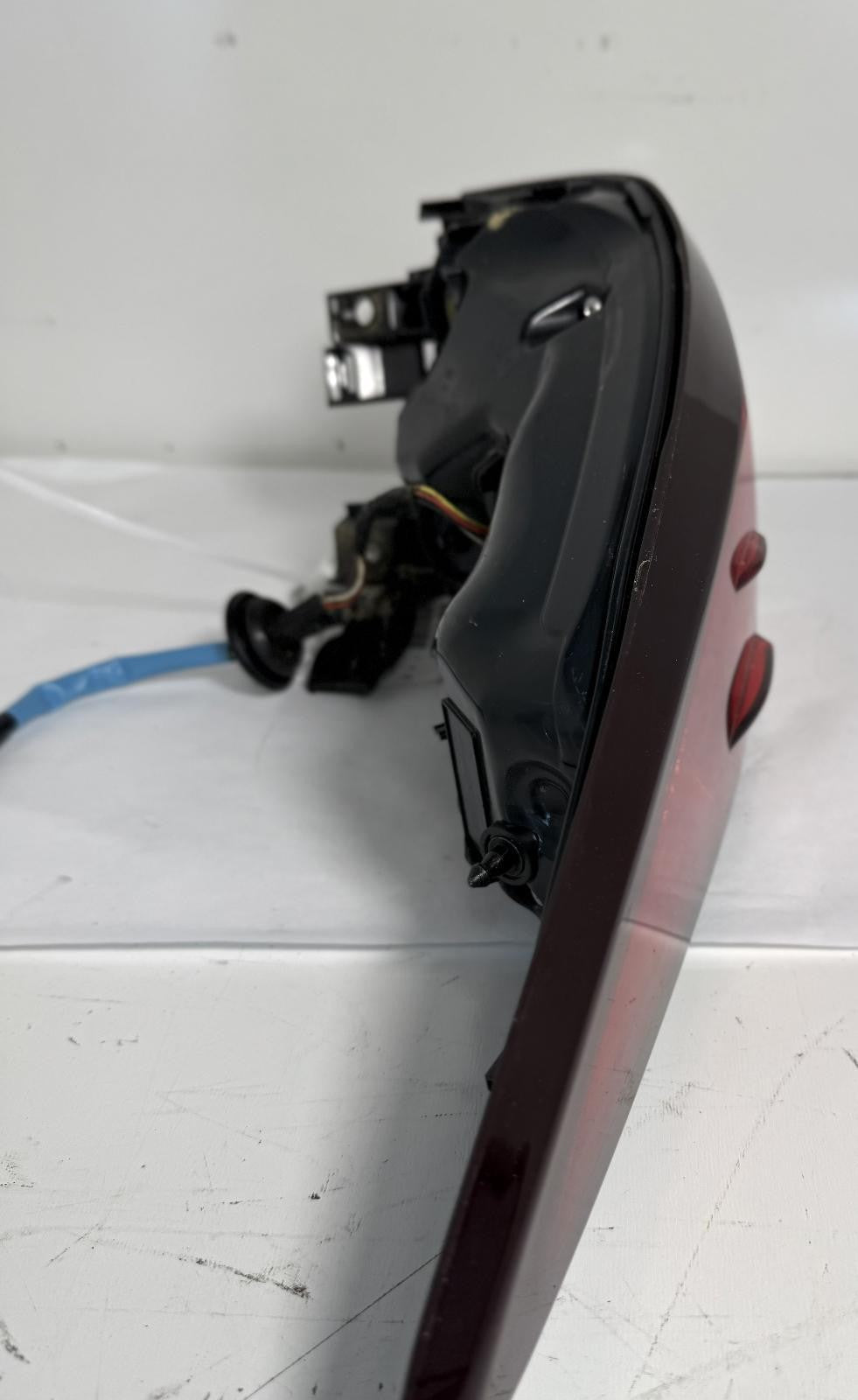 2016-2019 LEXUS RX450H TAILLIGHT RIGHT SIDE QUARTER MOUNTED OEM 