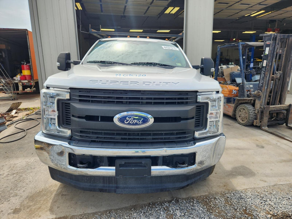 Used Wheel fits: 2019 Ford F250SD PICKUP 17x7-1/2 SRW TPMS 5 spoke steel road wh