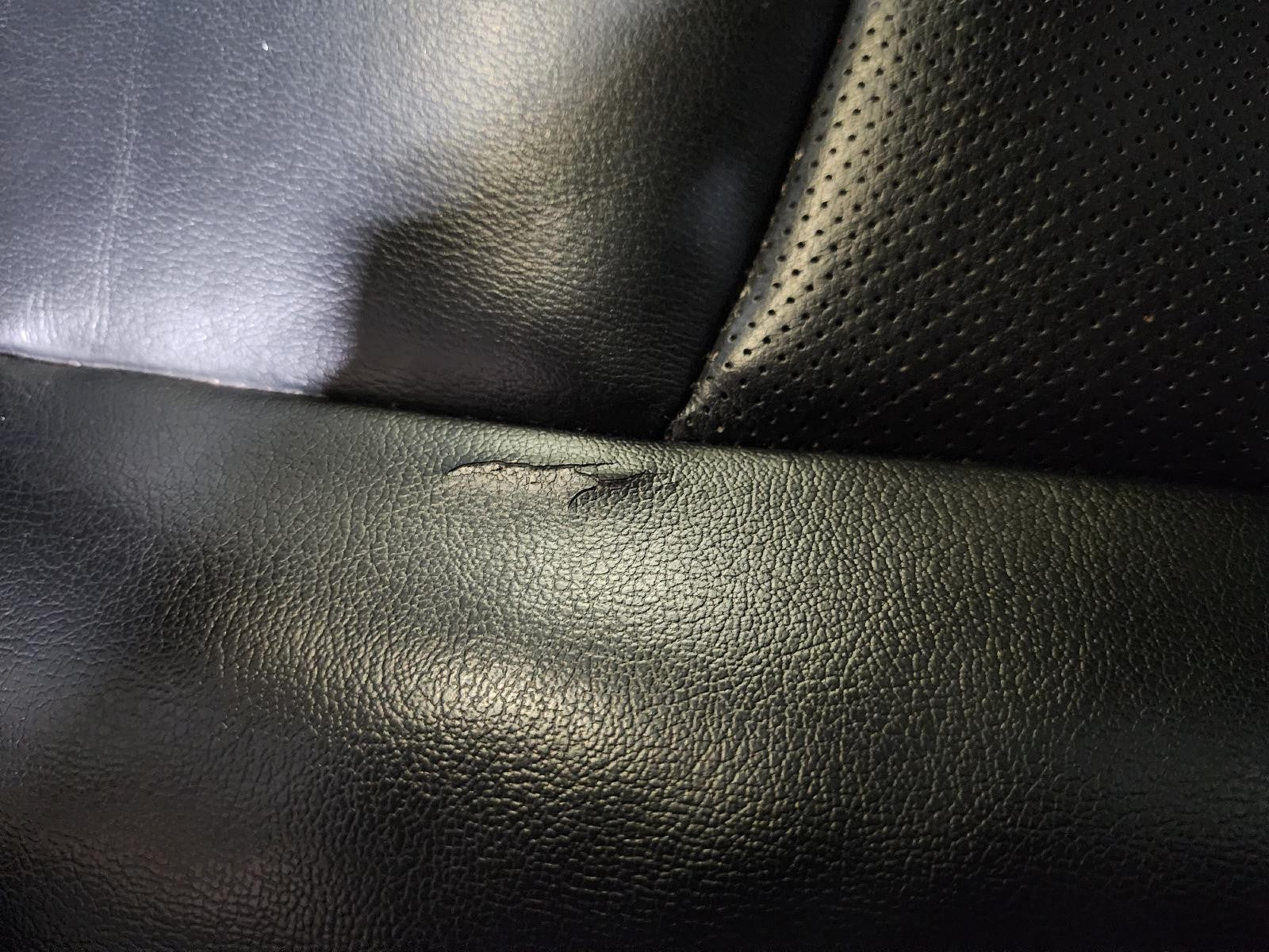 Used Front Left Seat Front fits: 2018 Nissan Pathfinder bucket air bag electric