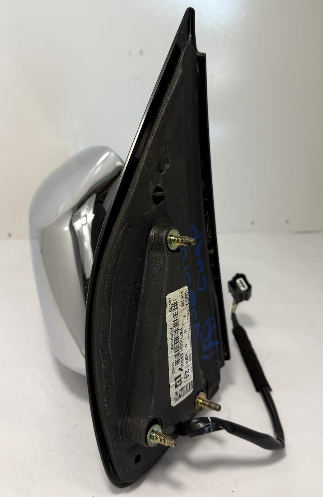 2005-2010 NISSAN FRONTIER SIDE VIEW DOOR MIRROR RIGHT PASSENGER SIDE OEM