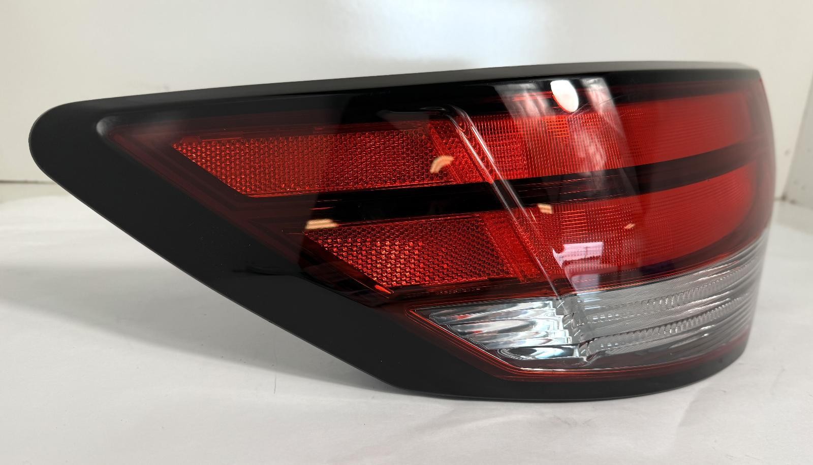 2020-2025 NISSAN SENTRA TAILLIGHT LEFT SIDE QUARTER PANEL MOUNTED OEM