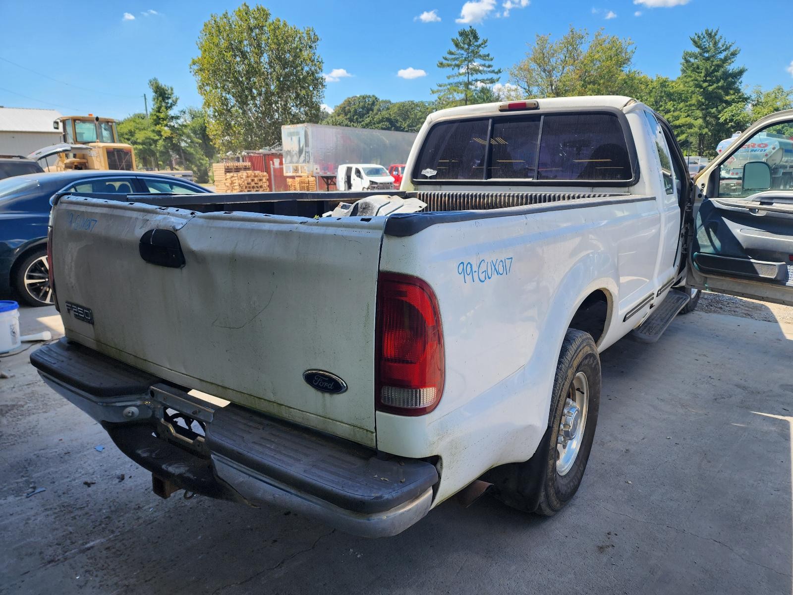Used Windshield Wiper Motor fits: 1999 Ford F250SD PICKUP  Grade A