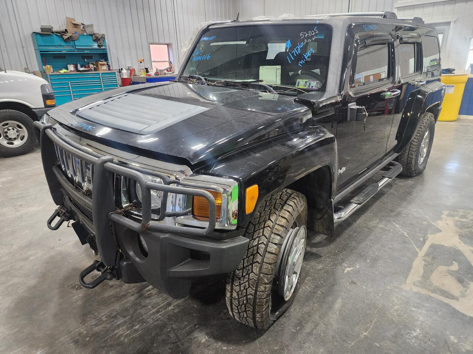 Used Left Tail Light Assembly fits: 2006 Hummer H3 Left Grade A