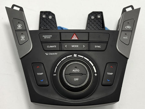 2017-2018 HYUNDAI SANTA FE CLIMATE TEMPERATURE CONTROL HEATER A/C OEM