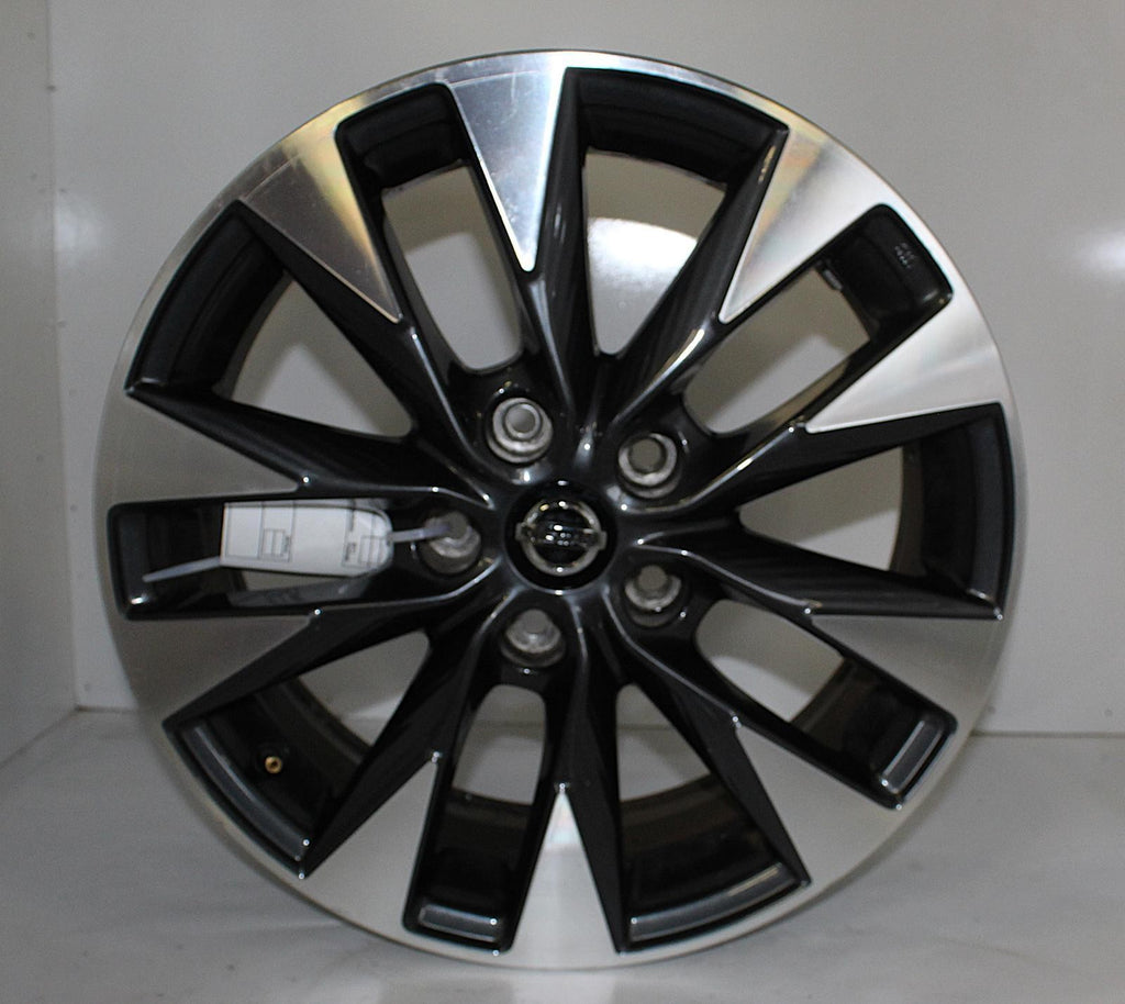 NISSAN SENTRA Wheel 17x6-1/2 (alloy), 10 V-spoke (SR), machined and painted 