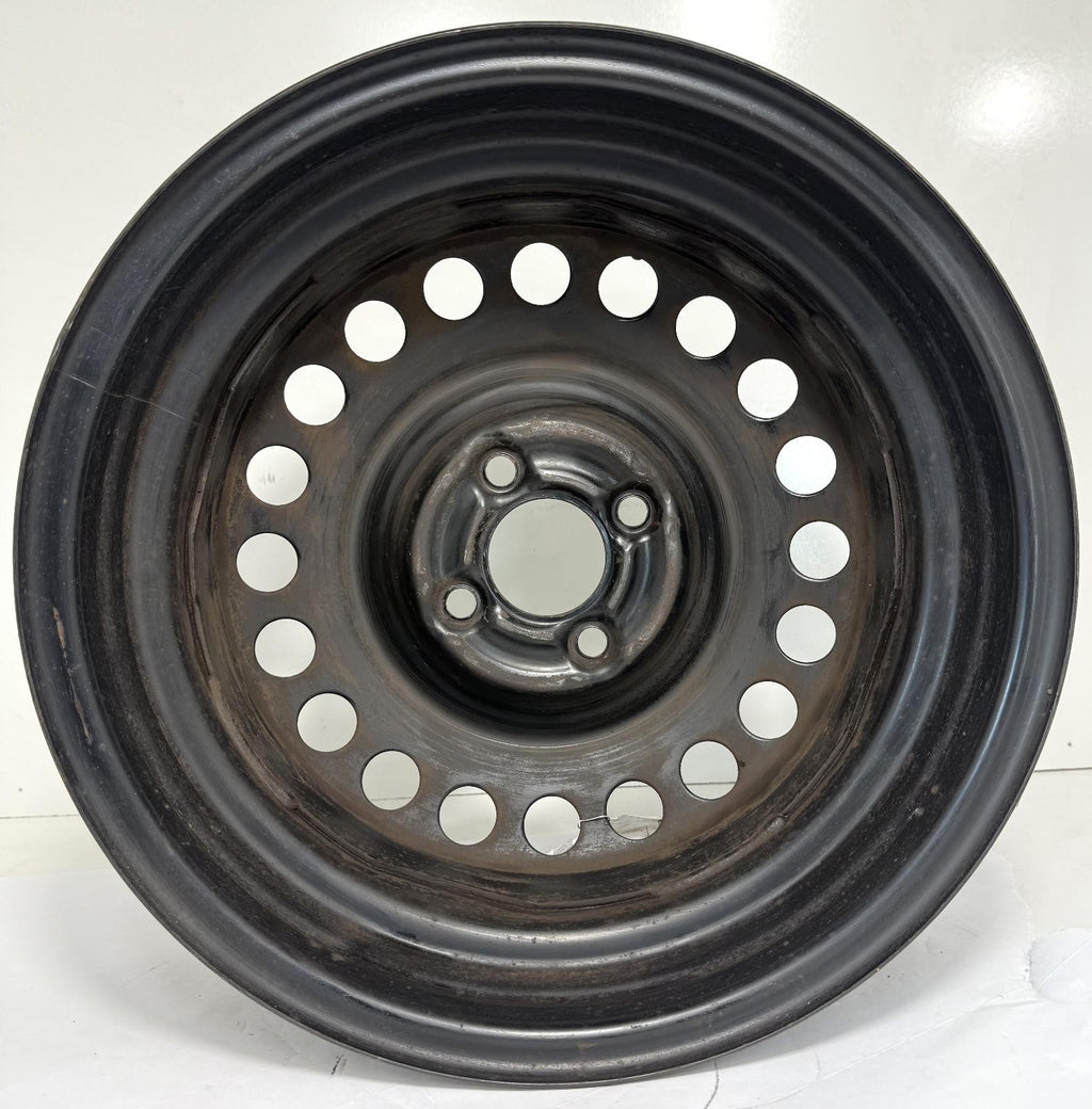 Used Wheel fits: 2019 Nissan Versa 15x5-1/2 Sdn steel Grade A
