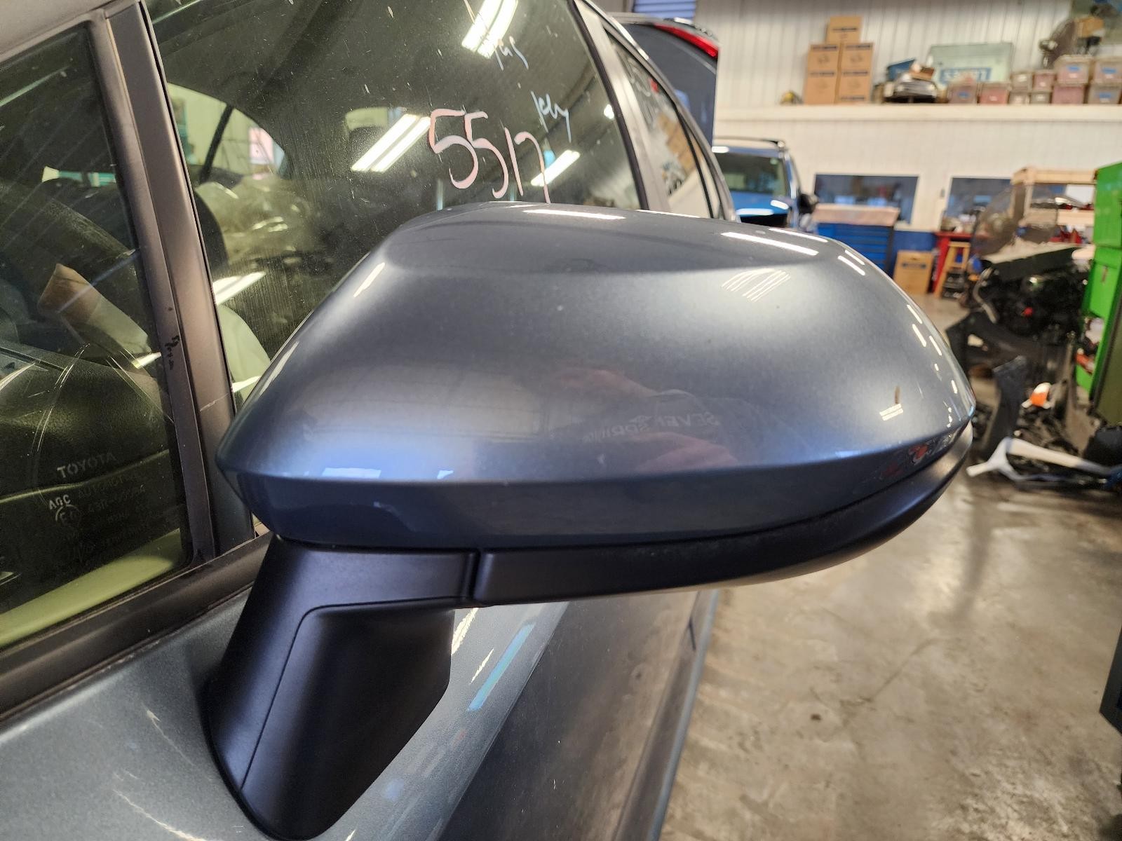 Used Left Door Mirror fits: 2022 Toyota Corolla Sedan power heated w/o turn sign