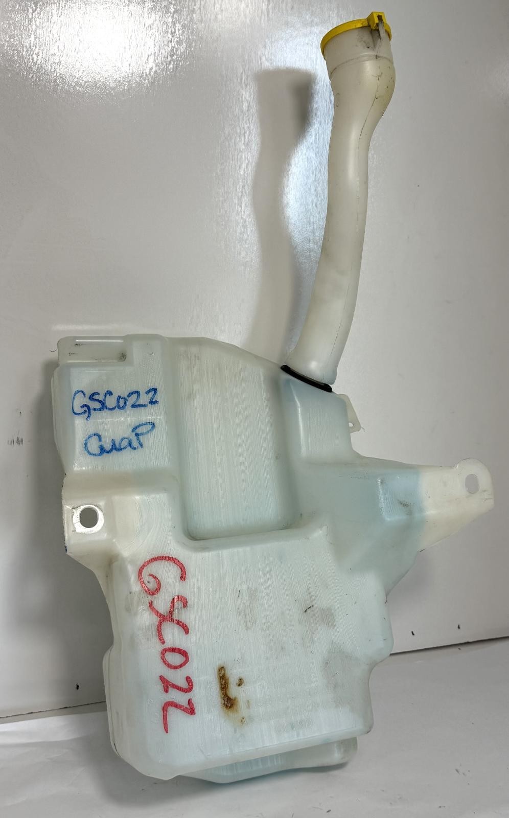 2015-2019 FORD ESCAPE WINDSHIELD WASHER RESERVOIR BOTTLE OEM