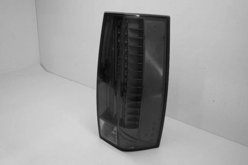 Used Right Tail Light Assembly fits: 2008 Cadillac Escalade esv quarter mounted
