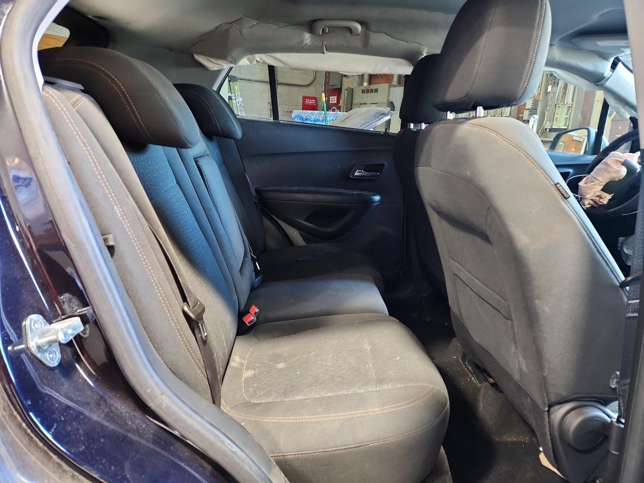 Used Front Left Door Assembly Front fits: 2022 Chevrolet Trax electric Front Lef