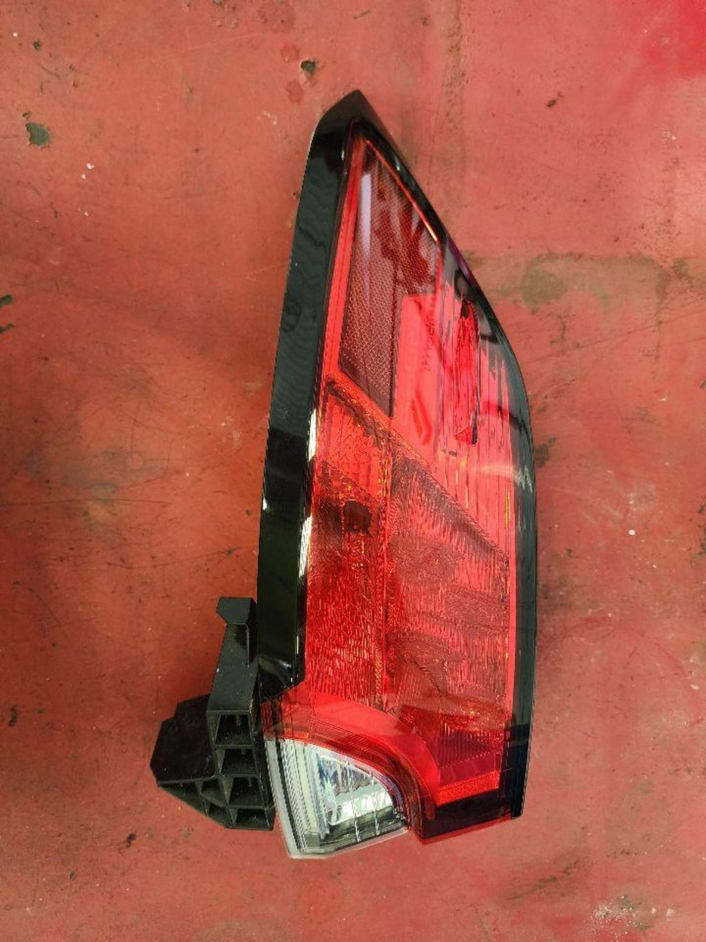 TOYOTA COROLLA CROSS L Taillight  2023