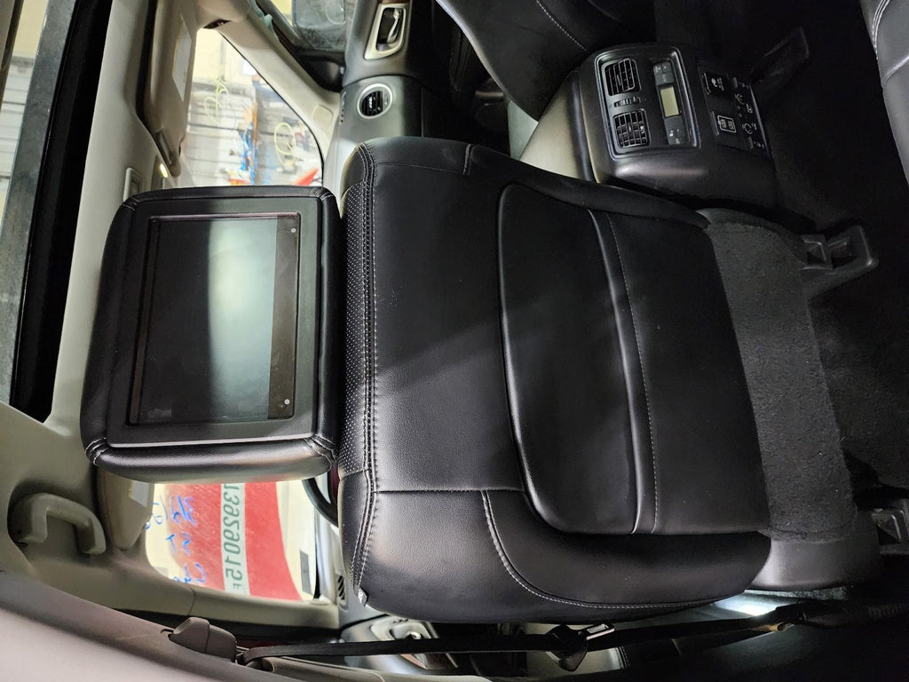 Used Front Left Seat Front fits: 2018 Nissan Pathfinder bucket air bag electric