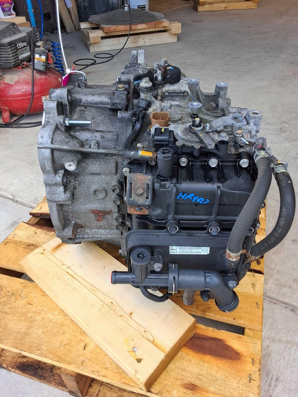 Used Automatic Transmission Assembly fits: 2015 Hyundai Sonata AT 2.4L VIN F 8th