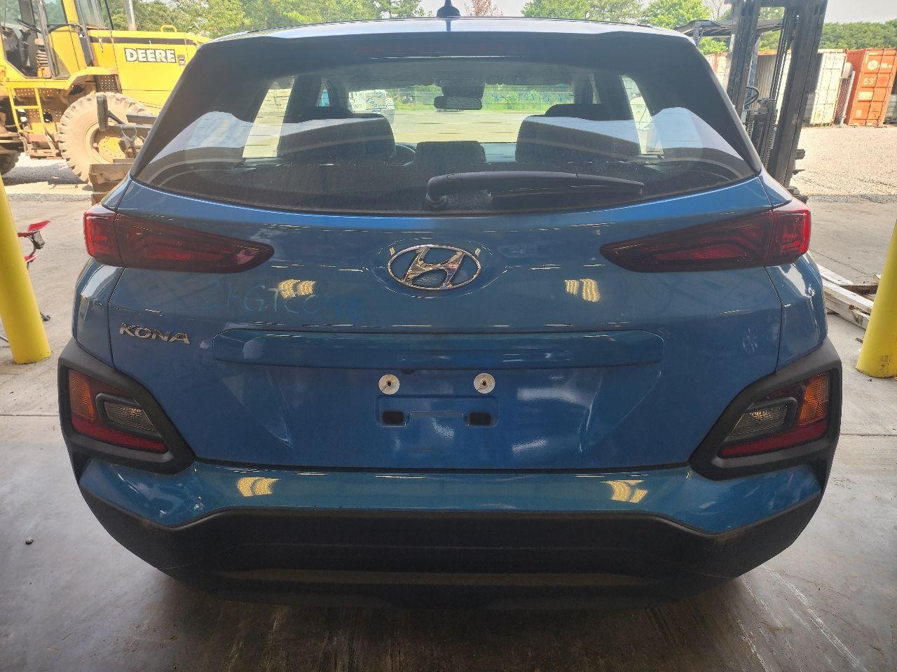 Used Front Left Seat Front fits: 2021 Hyundai Kona cloth manual non-heated Front