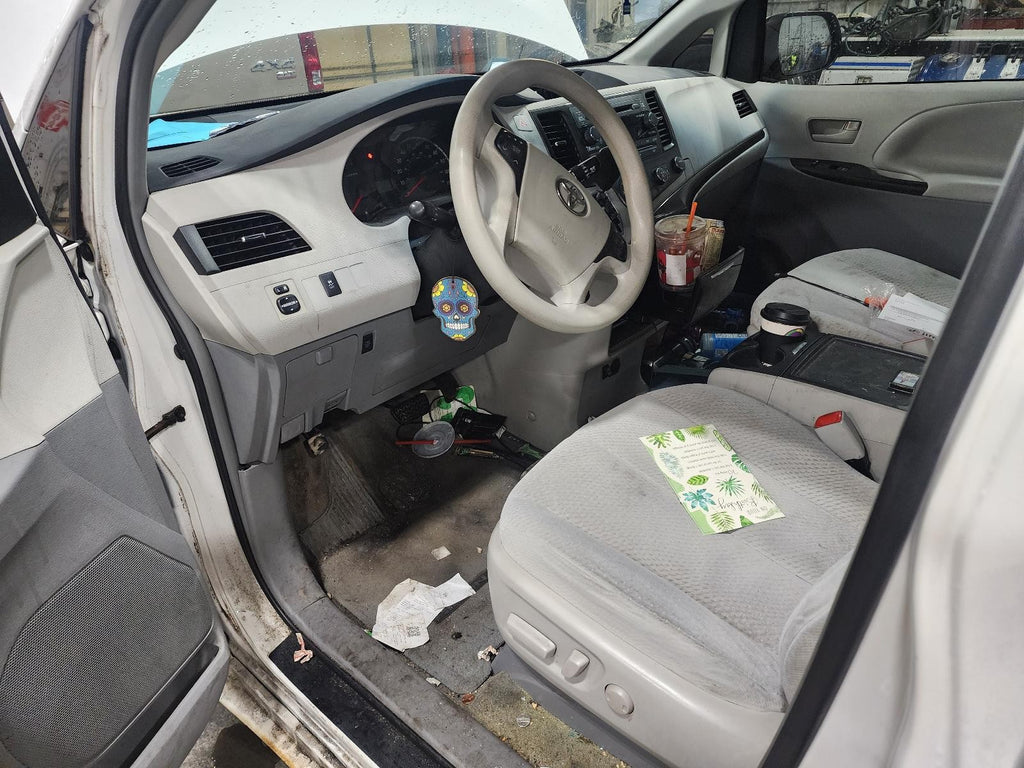 Used Front Right Door Window Regulator Front fits: 2012 Toyota Sienna electric F
