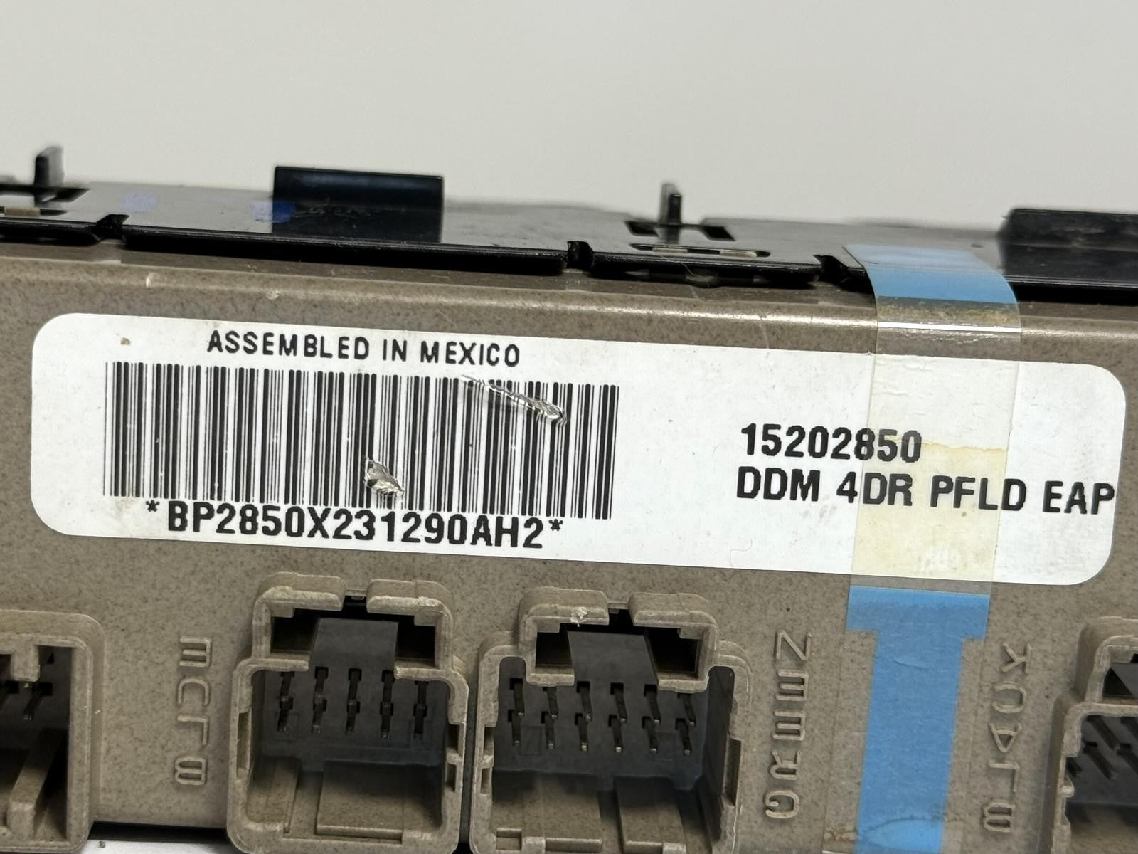 2003-2006 CHEVROLET TAHOE MASTER WINDOW SWITCH OEM