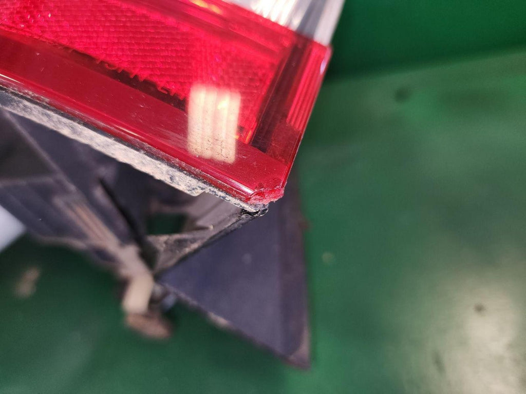 FORD FUSION L Taillight quarter panel mounted (LED), Hybrid SE, L. 13 14 15 16