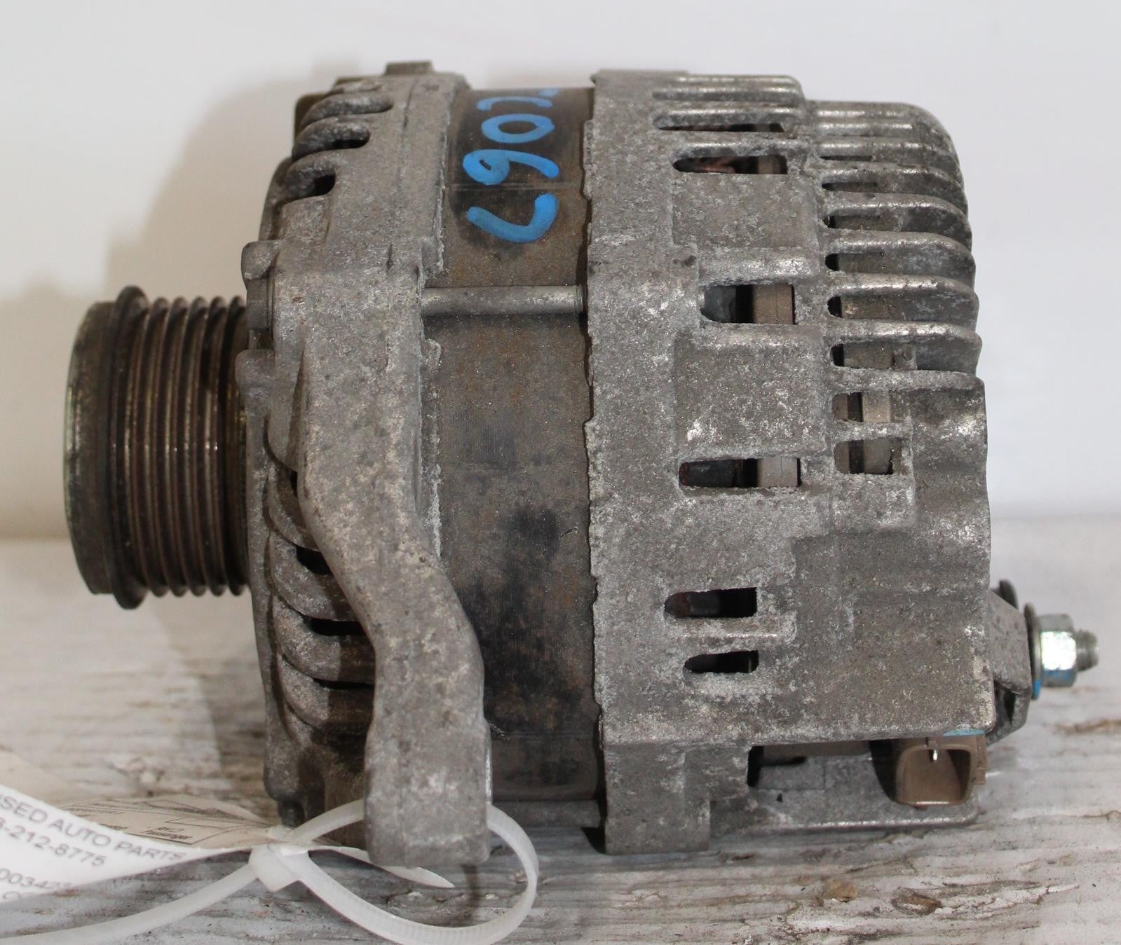 Used Alternator fits: 2018 Mitsubishi Outlander  Grade B