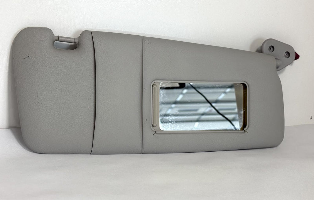 2001-2005 BMW 330i E46 SUN VISOR SHADE RIGHT PASSENGER SIDE LEATHER OEM