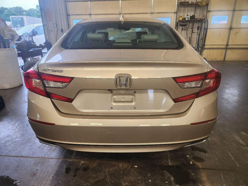 HONDA ACCORD R Taillight turbo, quarter mounted, R. 18 19 20 21 22