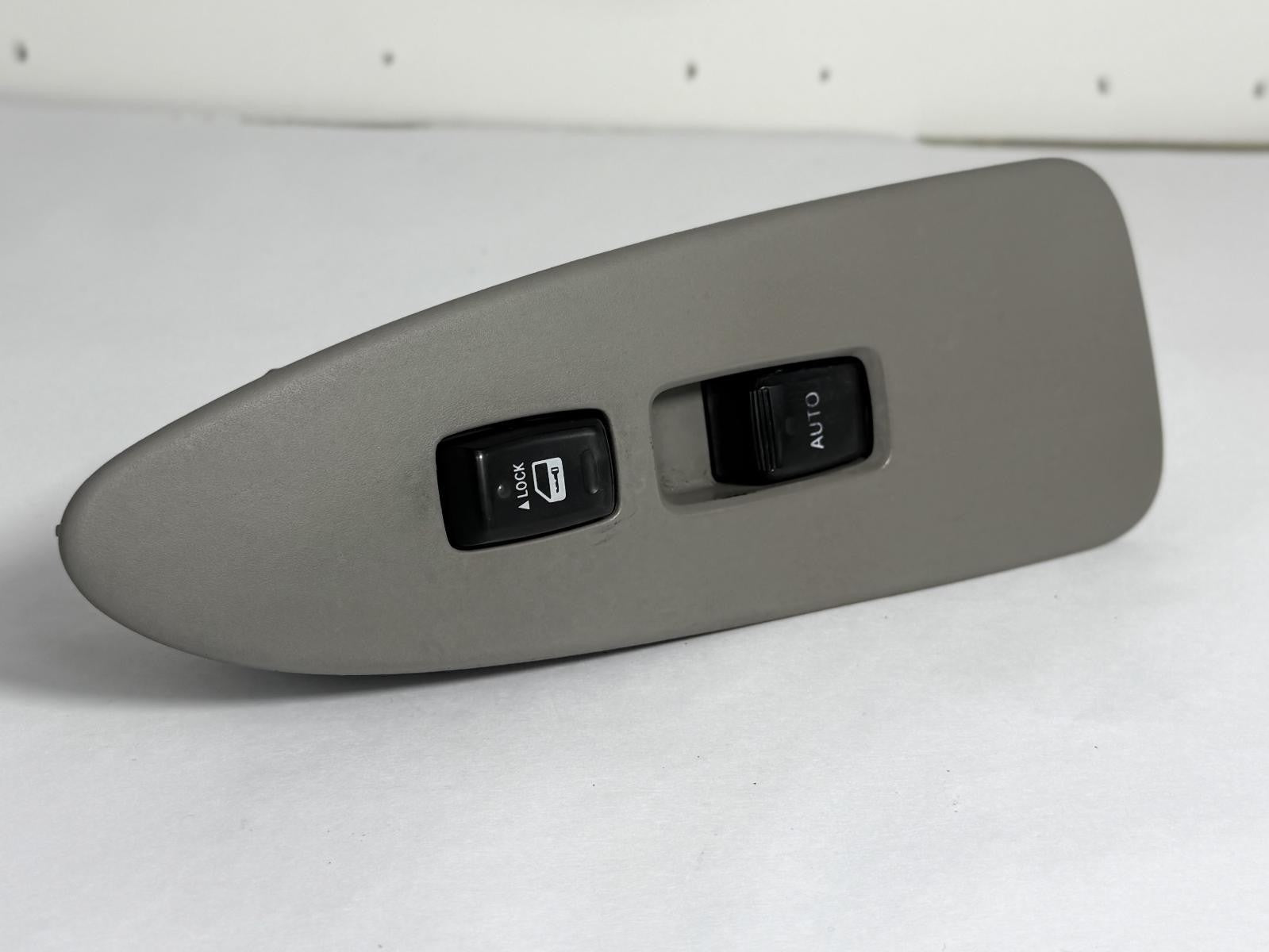 02-06 LEXUS ES330 FRONT RIGHT PASSENGER WINDOW SWITCH DOOR LOCK OEM