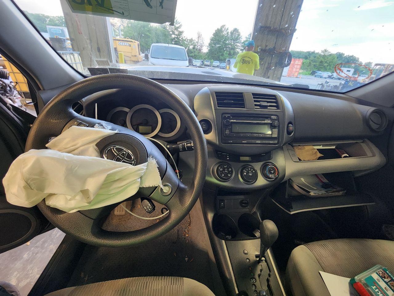 Used Windshield Wiper Motor fits: 2012 Toyota Rav4  Grade A