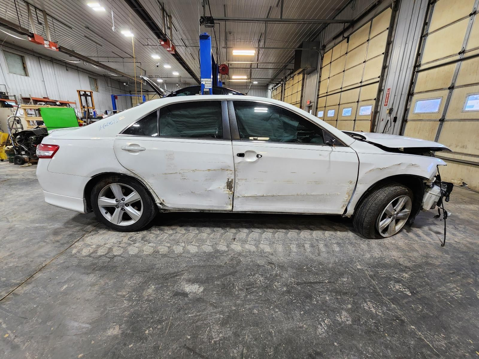Used Rear Bumper Reinforcement Rear fits: 2011 Toyota Camry Rear Grade A