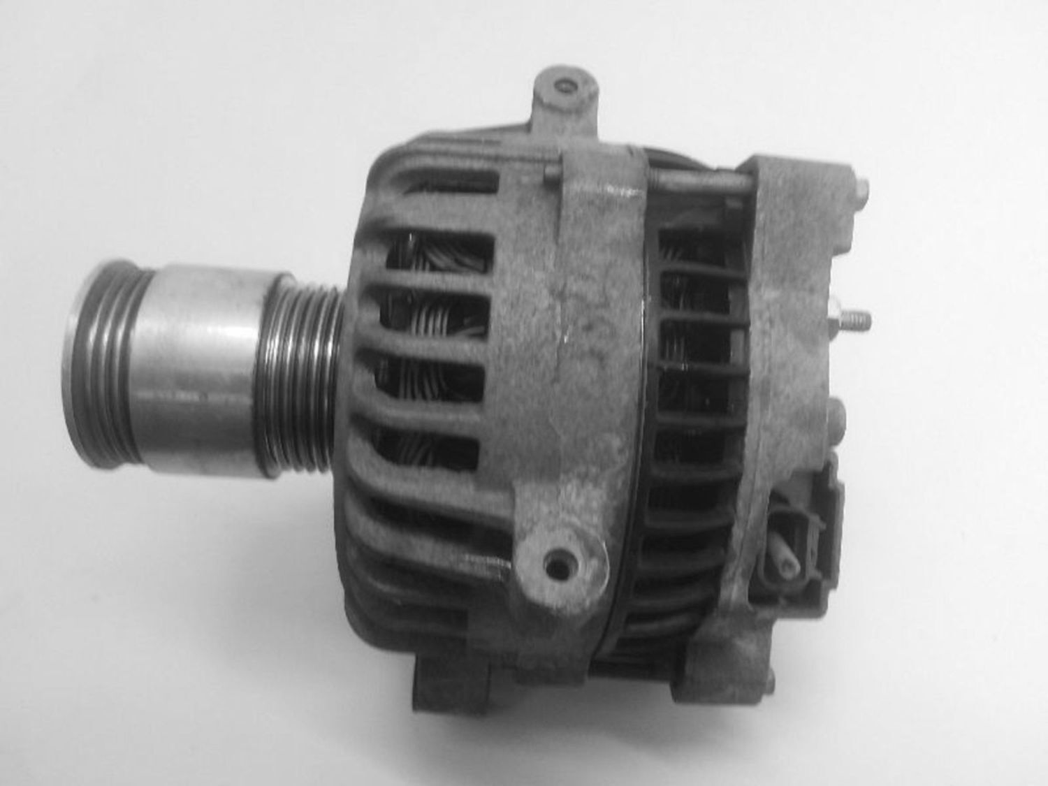 Used Alternator fits: 2000 Mercury Grand marquis exc. Limousine package Grade C
