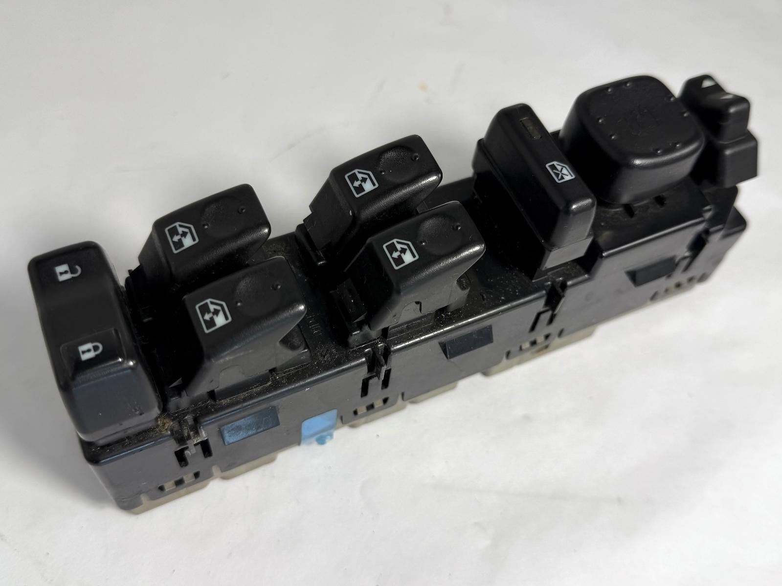 2003-2006 CHEVROLET TAHOE MASTER WINDOW SWITCH OEM