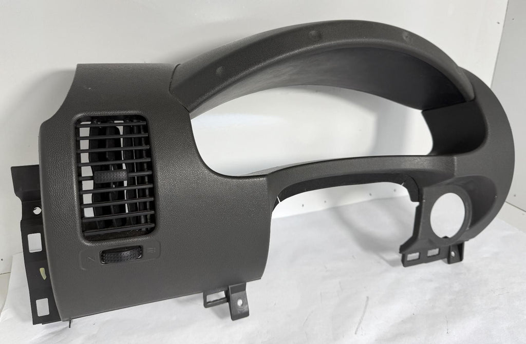 2005-2012 NISSAN FRONTIER DASH GAUGE CLUSTER SPEEDOMETER TRIM BEZEL OEM