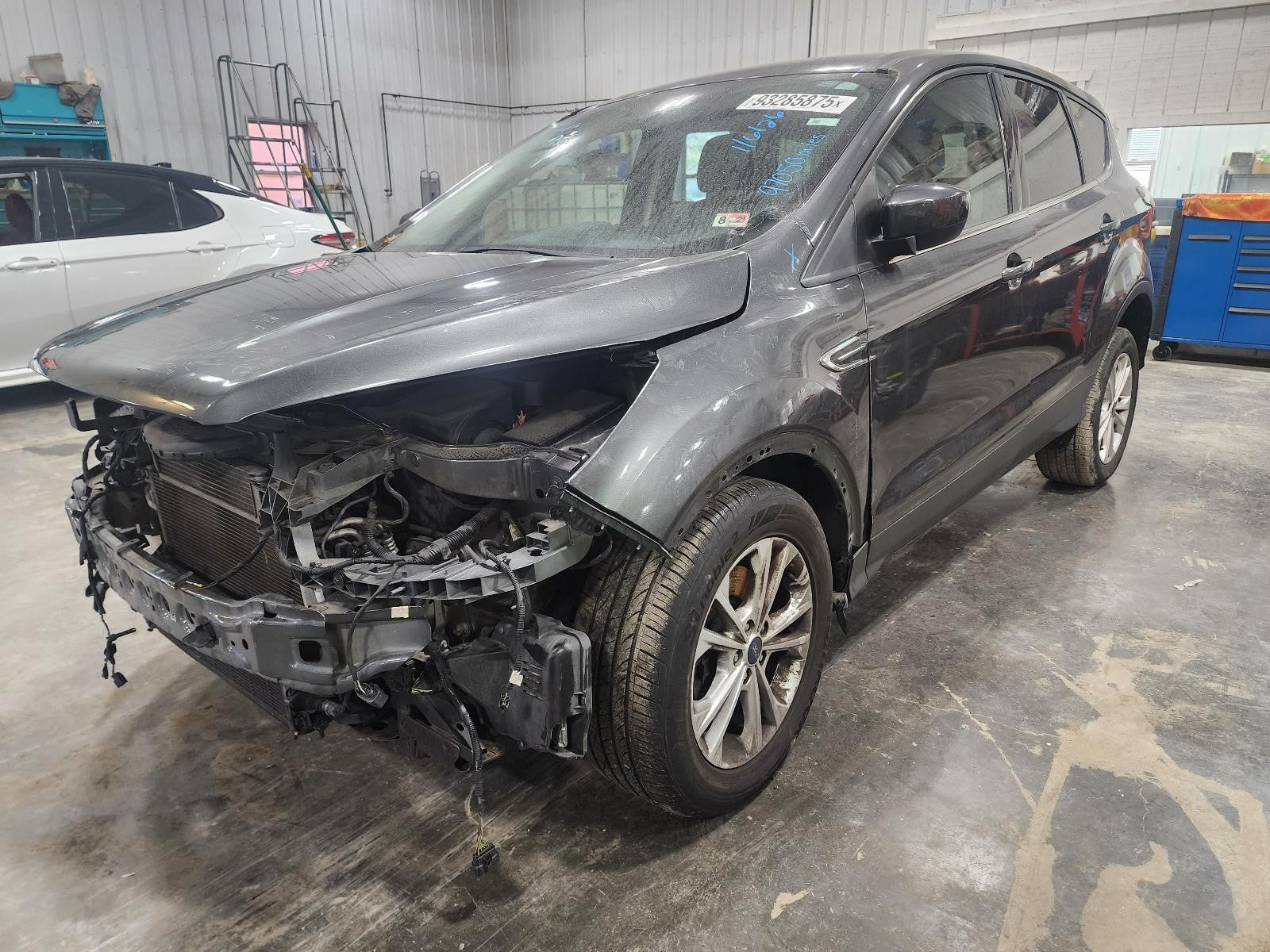 Used Front Left Seat Front fits: 2017 Ford Escape bucket air bag electric cloth