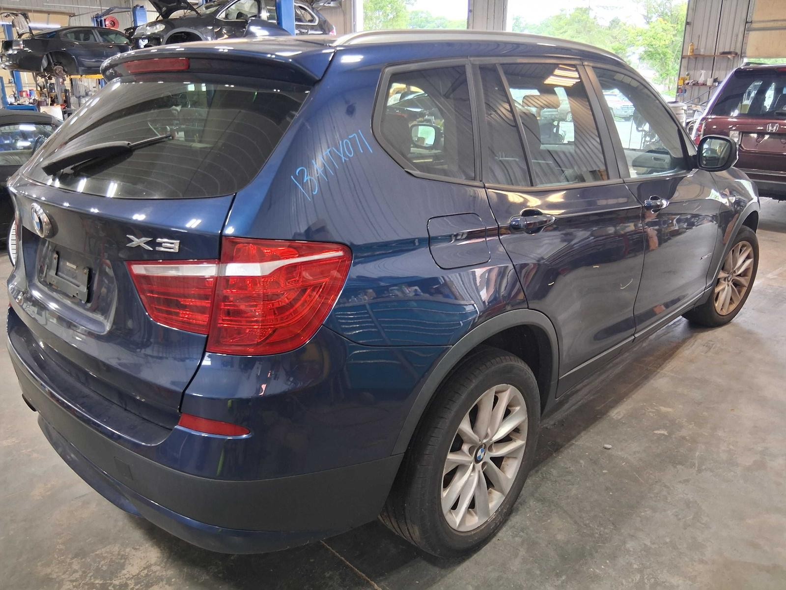 Used Front Right Door Window Regulator Front fits: 2013 Bmw X3 electric Front Ri